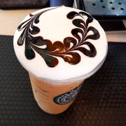 .พี่ใหม่ .กาแฟสด.ผลไม้ปั่น ที่พักตำรวจ กองปราบปราม ตึก B