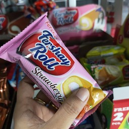 เฟอร์เชย์โรลรสสตรอเบอร์รี่