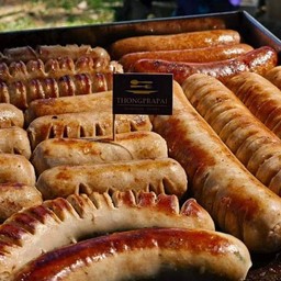 ไส้กรอกหมูบราสเวิร์ส Bratwurst