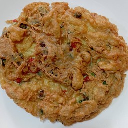 ข้าวไข่เจียวใส่พริกสดหั่นซอย 2 ฟอง