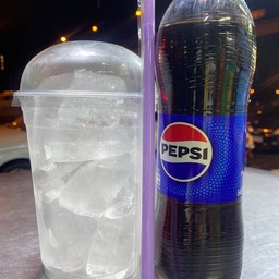 เป๊ปซี่545ml+น้ำเเข็งเปล่าพร้อมเเก้ว