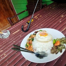 Everest restaurant organic farm