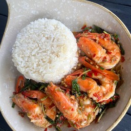 ข้าวกะเพรากุ้ง