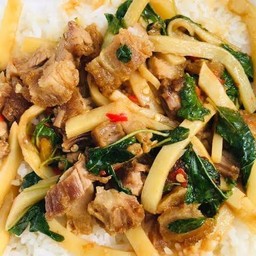 ครัวเจ๊อุ้ยตามสั่ง