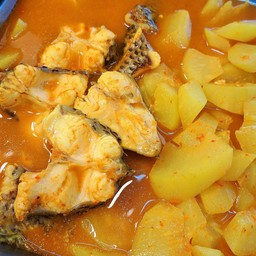 แกงส้มปลานิล ใส่มะละกอ