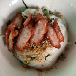 ก๋วยเตี๋ยวหมูแดงน้ำใส