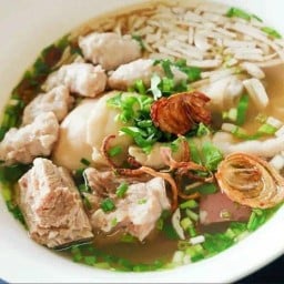 ก๋วยจั๊บญวนอุบลฯ เชฟอ้วน (ซอยศรีด่าน 22) ศรีด่าน22