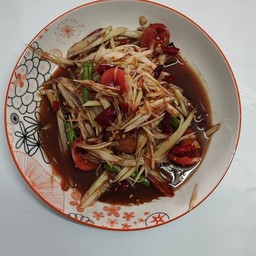 สาวพนมไพรใจเกินร้อย