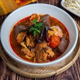 ขนมจีนน้ำเงี้ยว.