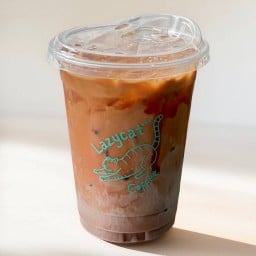 ชาไทยกล้วยหอมนมสดคาราแมว (Banana Carameow Thai milk tea)