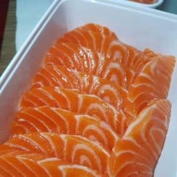 Sashimi 100 g.
