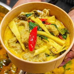 เขียวหวานลูกชิ้นปลากราย+ขนมจีน