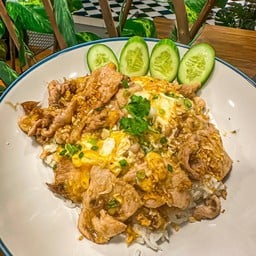 ข้าวกระเทียมไข่ขยี้ ไซส์ S