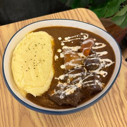 Mashed Potatoes Wagyu Stew