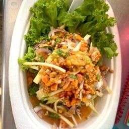 มุกยำแซ่บ (ยำทะเลสด)