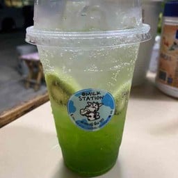 กีวีเลมอนโซดา