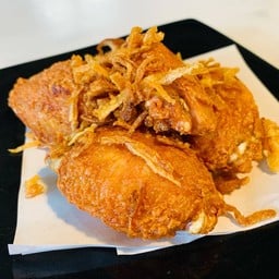 ปีกกลางไก่ ทอดน้ำปลา