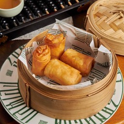 ปอเปี๊ยะกุ้งไว้หาง