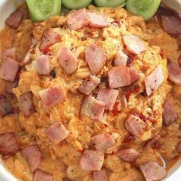 ข้าวไข่ข้นน้ำพริกเผา
