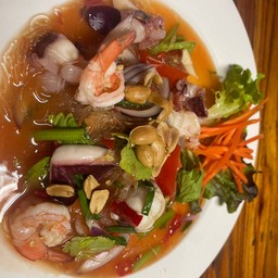 ยำวุ้นเส้นรวมมิตร