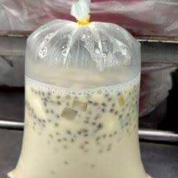 เต้าหู้นมสดทรงเครื่อง