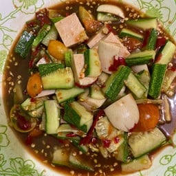 ส้มตำ ยำแซ่บ