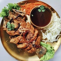 ปลากะพงซอสมะขามM