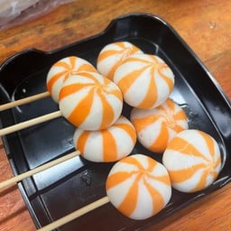 สอดไส้ไข่กุ้ง