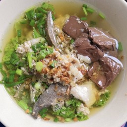 ต้มเลือดหมู