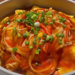 ข้าวไข่ข้นราดซอส