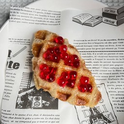 ครอฟเฟิล เยลลี่แดง