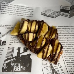 ครอฟเฟิลนูเทล่ากล้วย