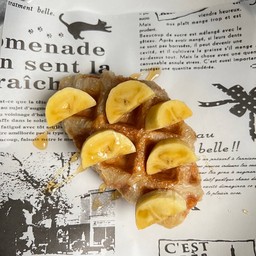 ครอฟเฟิลกล้วย ราดซอสคาราเมล