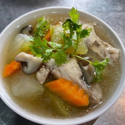 ต้มจืดฟักน่องไก่