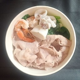 เซทชาบู #รวมหมูสไลด์&ทะเลสองใจ(กุ้ง&หมึก) 75฿