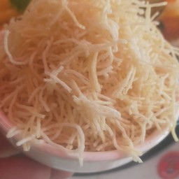 หมี่กรอบ