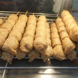 ร้านไก่ย่างห้าดาวหน้าเซเว่นซอย 14/1 หาดจอมเทียน หน้าเซเว่นจอมเทียนซอย 14/1