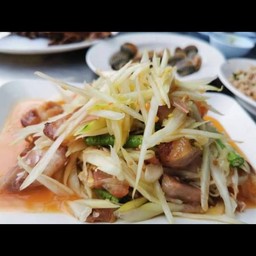 หมูตกครก