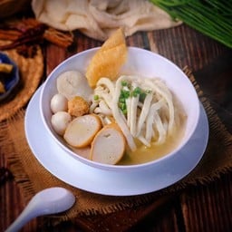 น้ำใส วุ้นเส้น