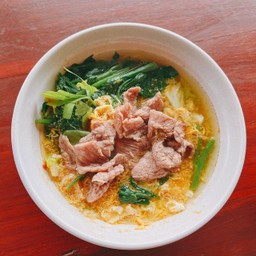 สุกี้ หมู น้ำ