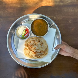 โรตีธรรมดาแกงถั่ว