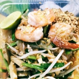 ผัดไทยกุ้งสด