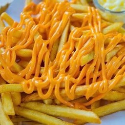 เฟรนฟรายราดชีส