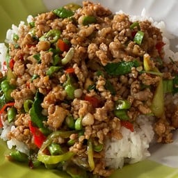 ป้ามาตร อาหารตามสั่ง พรประภานิมิตร