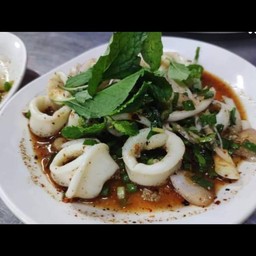 ลาบปลาหมึก