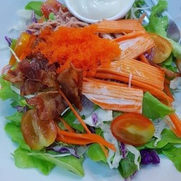 สลัดผักปูอัดไข่กุ้ง