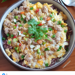 ไข่ขยี้หมูสับ ราดข้าว