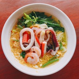 สุกี้ ทะเล น้ำ