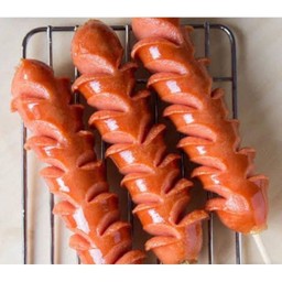 ไส้กรอกหนังกรอบจัมโบ้ทอด