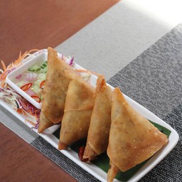 ซาโมซ่าไก่